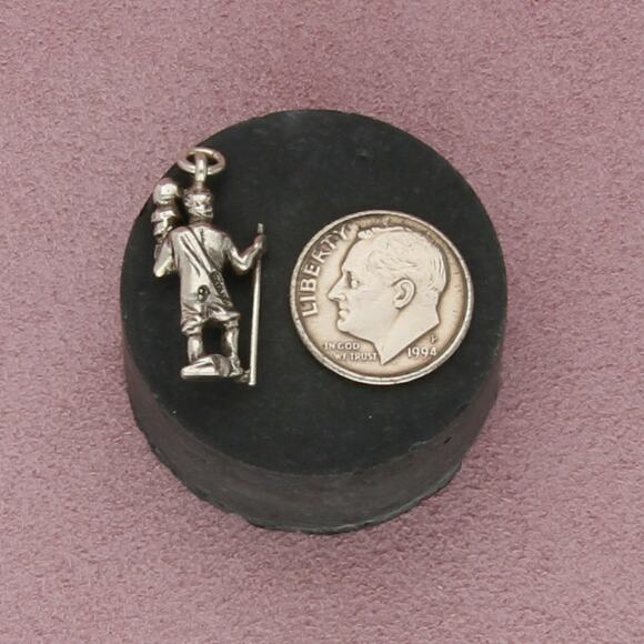 sterling silver vintage 3d catholic saint christopher with child charm pendant - Picture 3 of 3